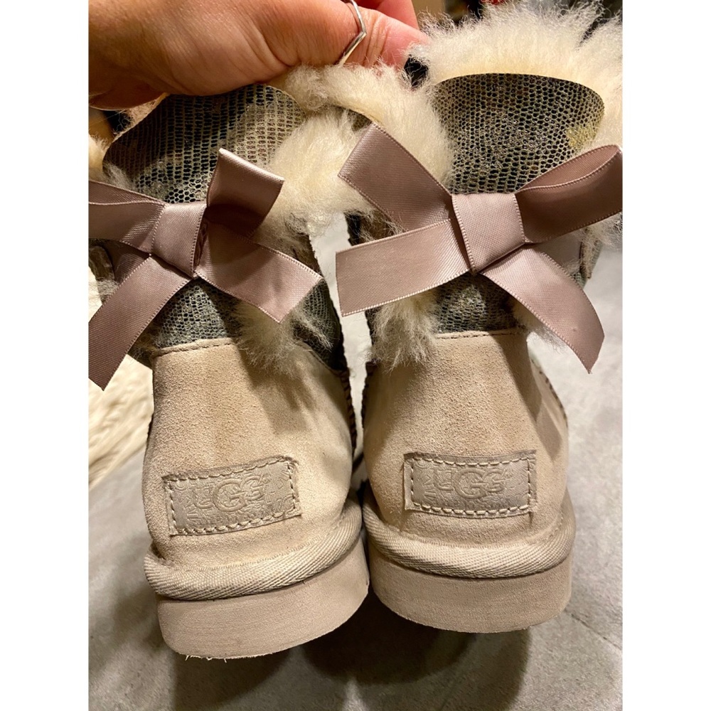 UGG Bailey Bow short boots